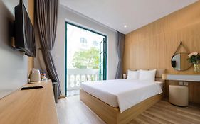 Golden Dragon Hotel